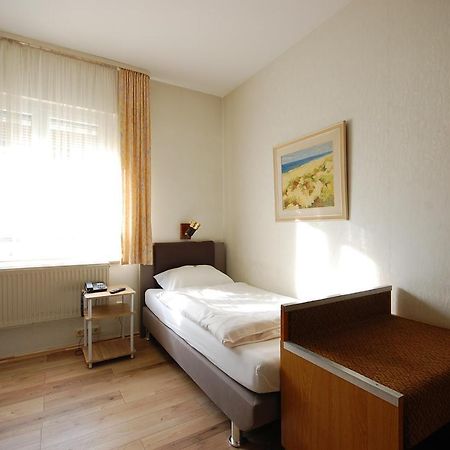 Hotel Haus Isenburg Neu-Isenburg Εξωτερικό φωτογραφία