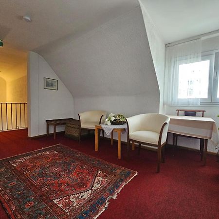 Hotel Haus Isenburg Neu-Isenburg Εξωτερικό φωτογραφία