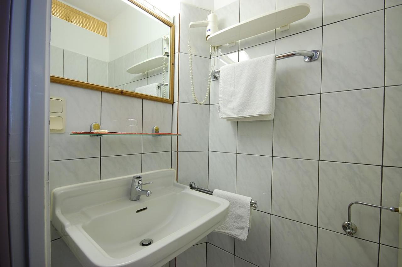 Hotel Haus Isenburg Neu-Isenburg Εξωτερικό φωτογραφία
