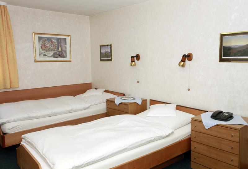 Hotel Haus Isenburg Neu-Isenburg Εξωτερικό φωτογραφία